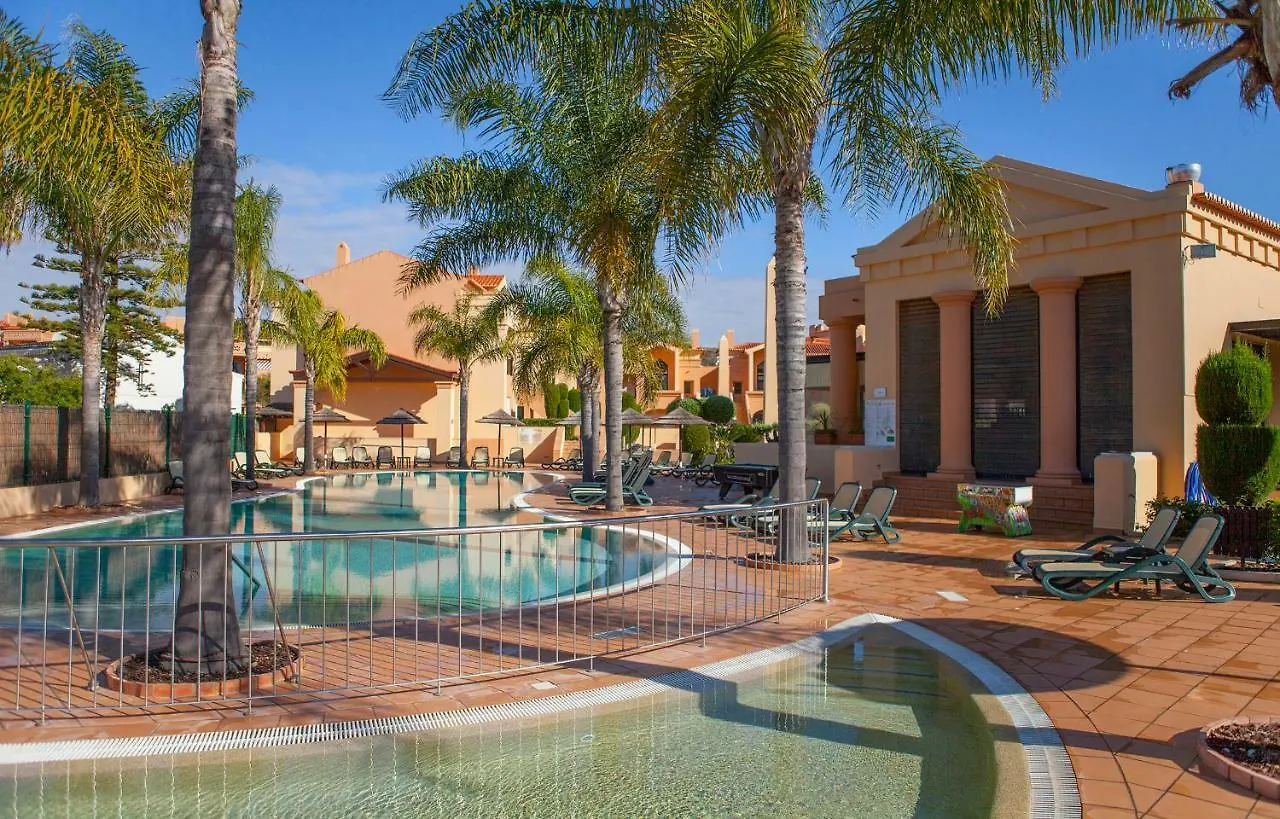 B27 - Luzbay 2 Bed Apartment