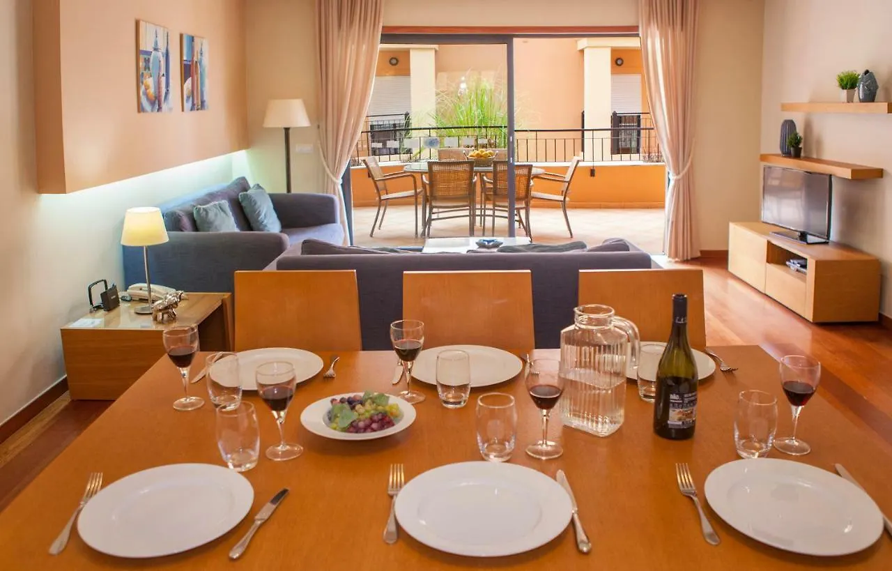 B27 - Luzbay 2 Bed Apartment 0*,